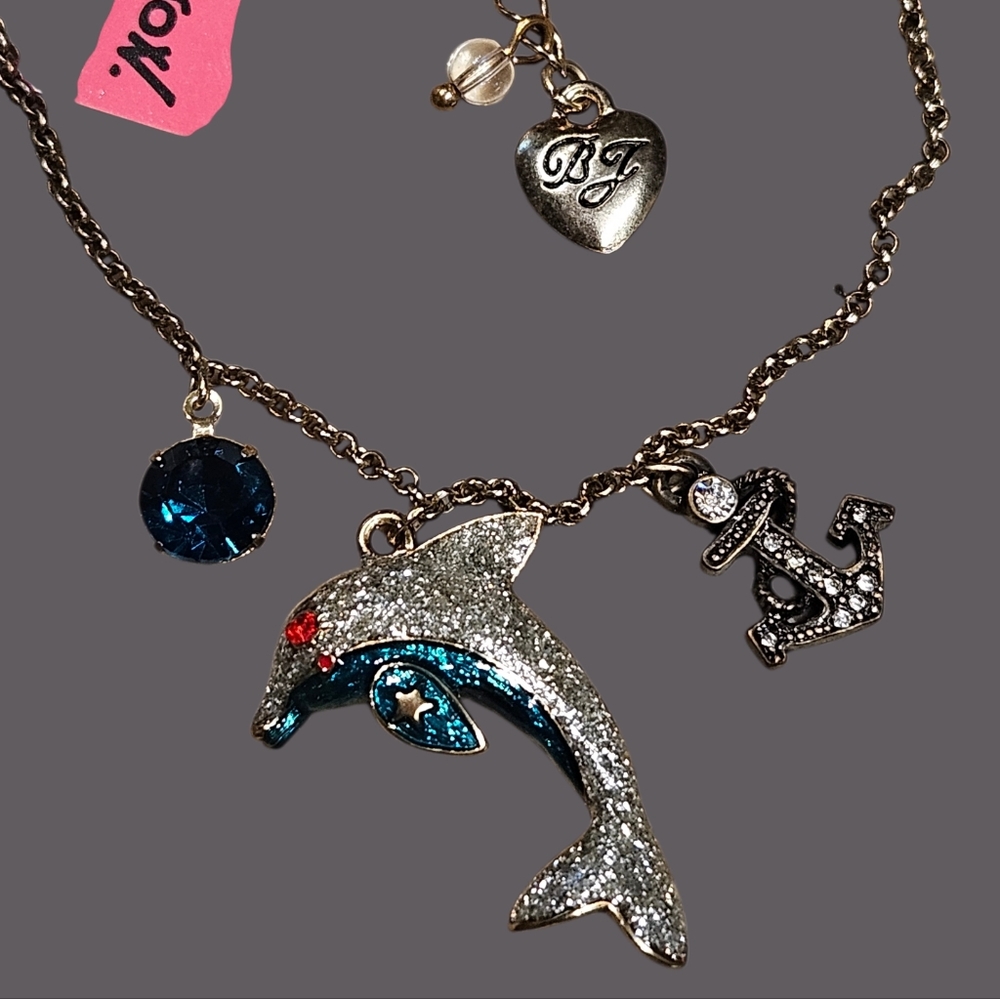 🐬⚓Betsey Johnson Dolphin Pendant Necklace - NWT&B⚓🐬